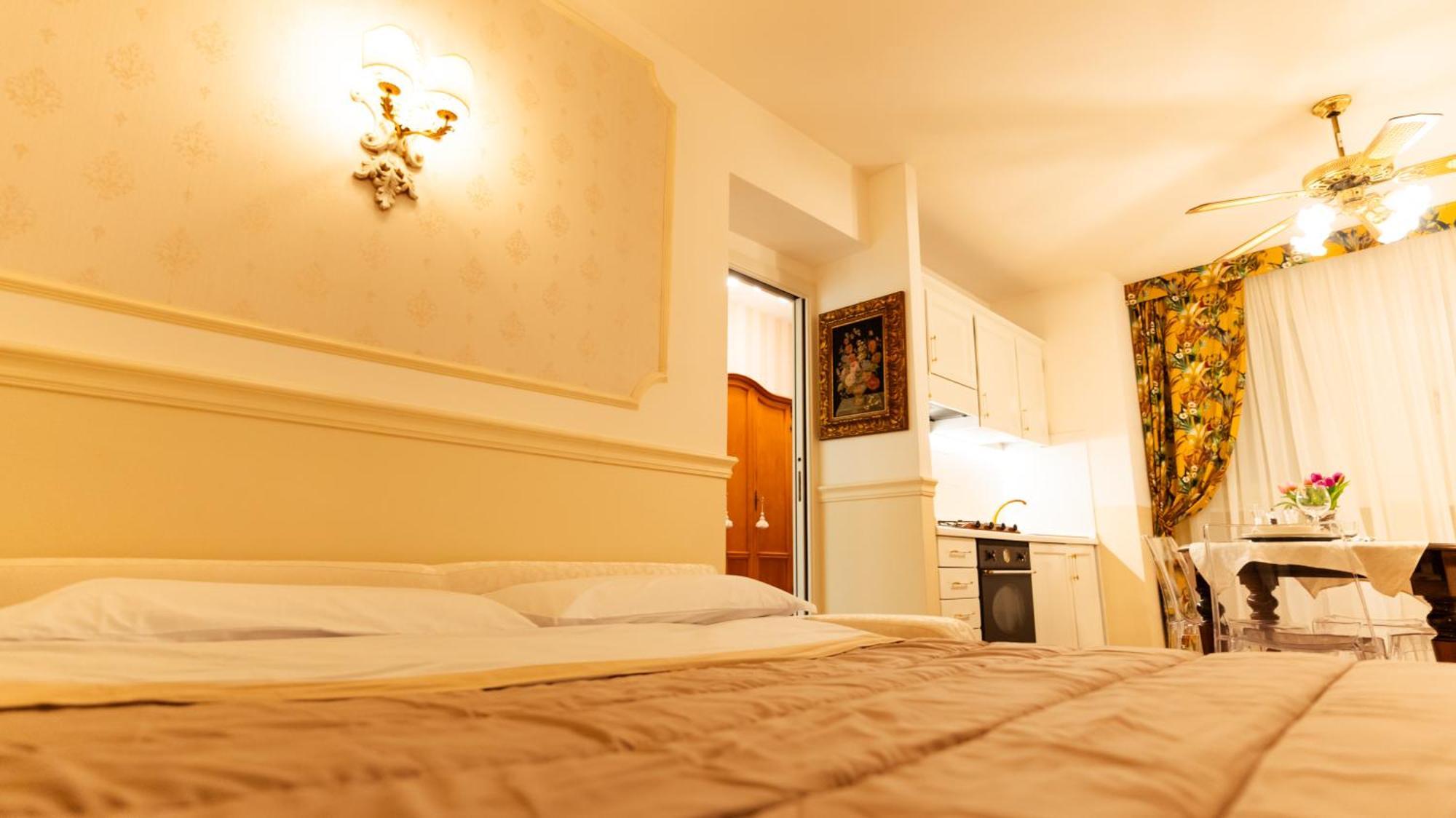 New Cozy Apartment - City Centre Lecco Eksteriør bilde
